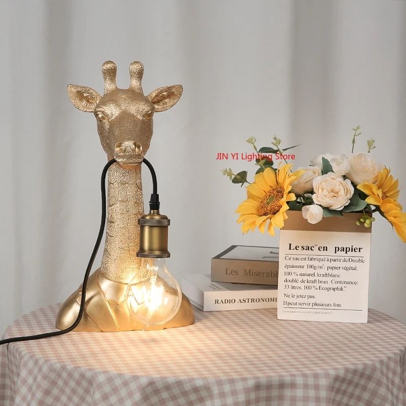 Vendas quentes douradas resina - Decor Lighting Sales avaliação e preço
