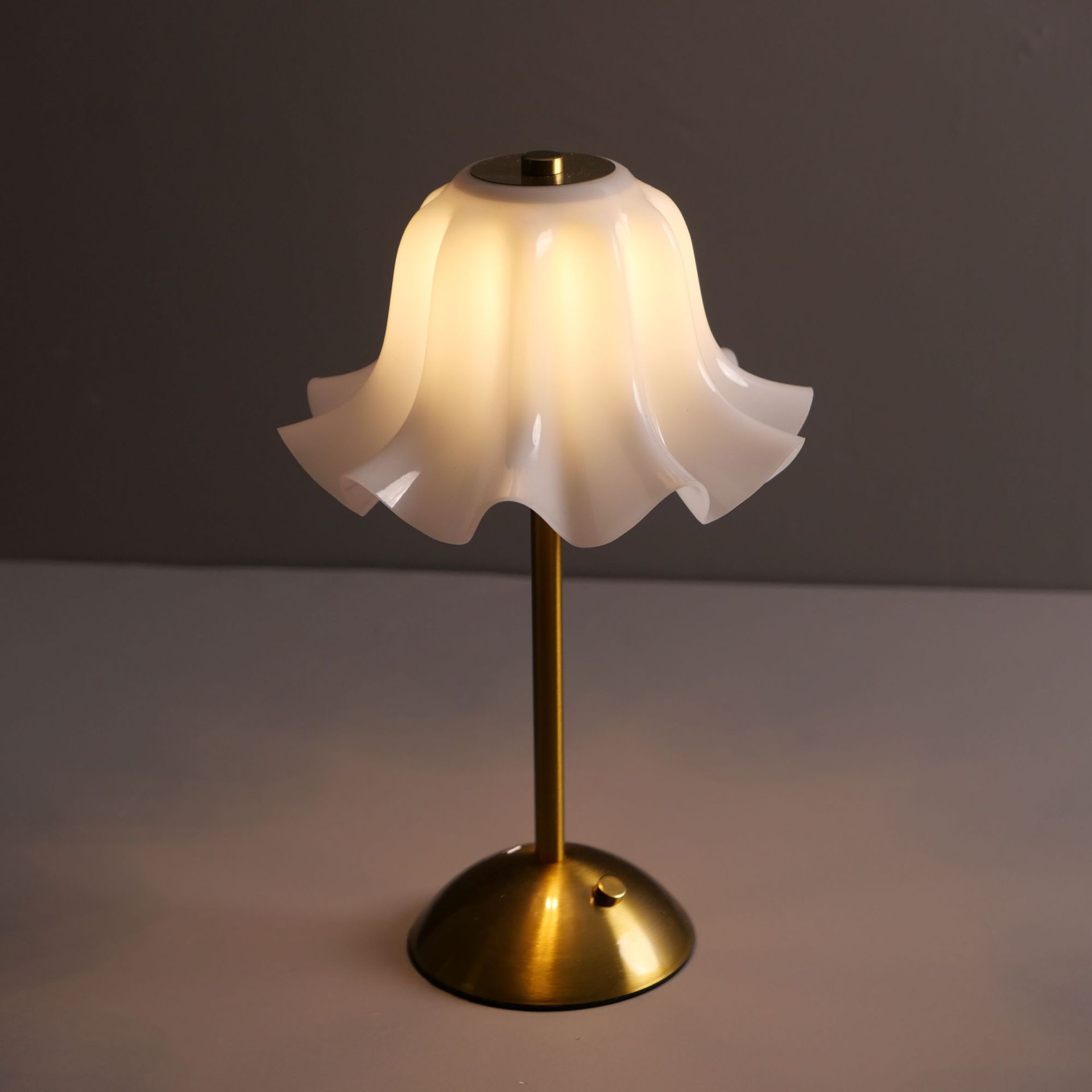 Candeeiro de mesa moderno LED, - Bedroom Lighting Decor Ideas avaliação e preço